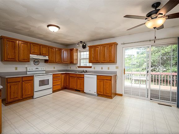 3rd image of 402 Richland Ave