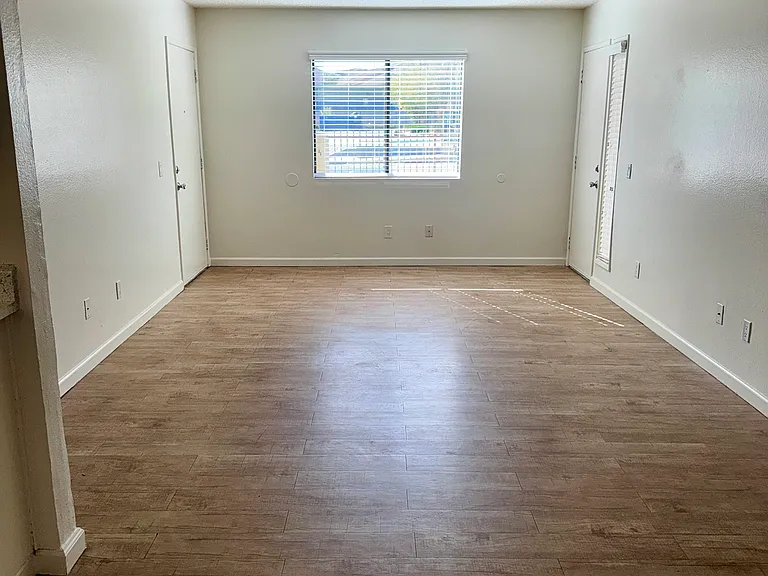 Mountain Gate Apartments — Photo 1