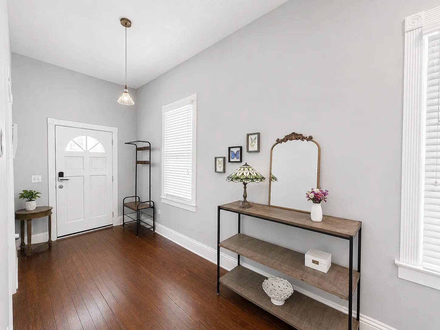 2 bed, 2.0 bath, 1008 sqft, $1,650 — Photo 2
