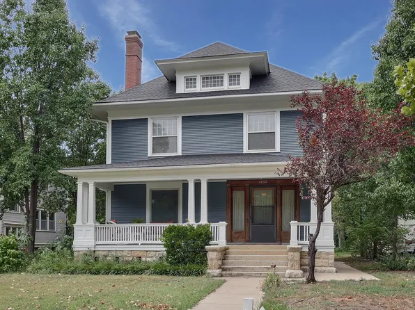 1433 N Park Pl, Wichita, KS 67203