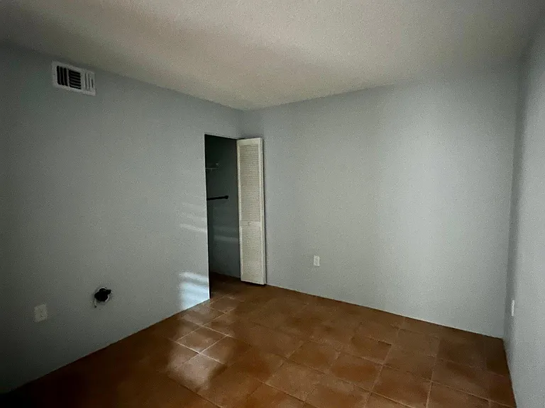 3930 S Roosevelt Blvd #108 — Photo 3