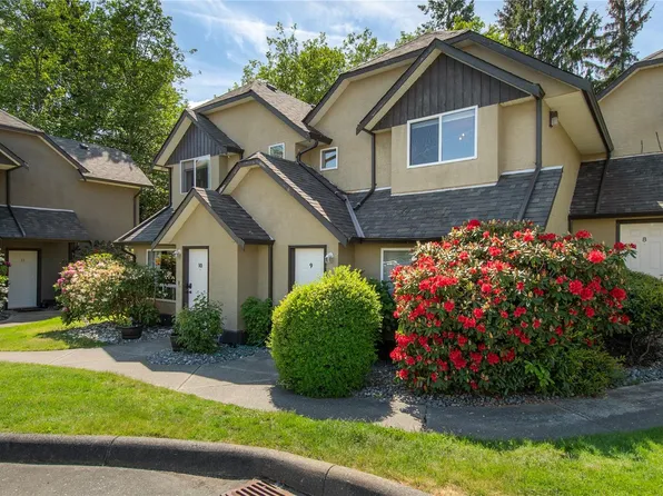 555 Rockland Rd #9, Campbell River, BC V9W 8B7