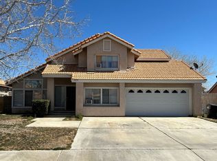 43734 Rialto Dr, Lancaster, CA 93535