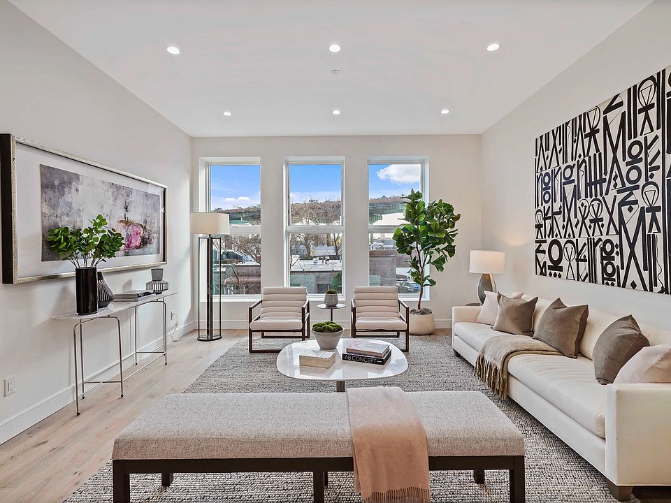 1st image of 45 Garnet St #2B