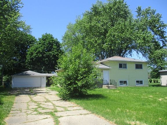 5th image of 37402 N Shirley Dr
