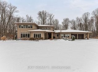 5759 Queenscourt Cres, Ottawa, ON K4M 1K3