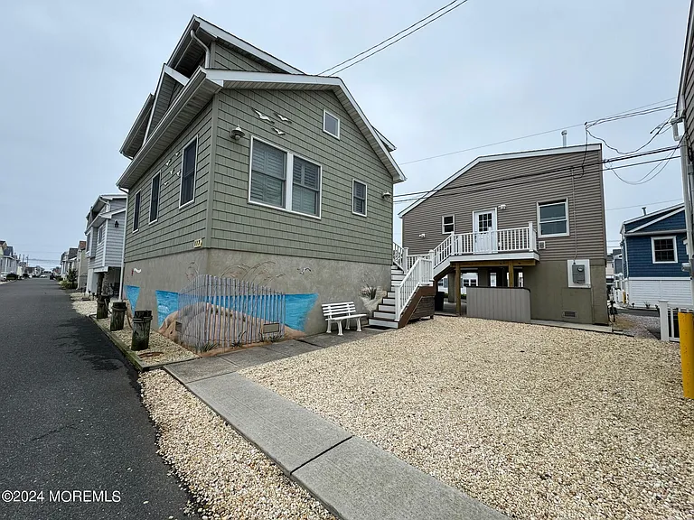 117 W Bayberry Way — Photo 7