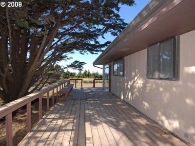 42392 Sunset Pl, Port Orford, OR, 97465