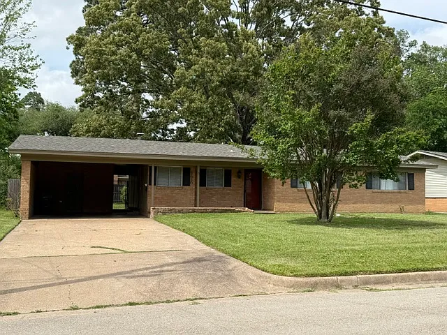1416 Easy St — Photo 1