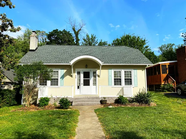 669 Chestnut Ave, Waynesboro, VA 22980
