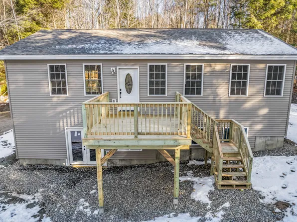 1305 N North River Road, Greene, ME 04236