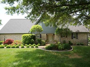 300 Troon Rd, Paducah, KY 42001