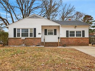 264 Exeter Rd, Newport News, VA 23602