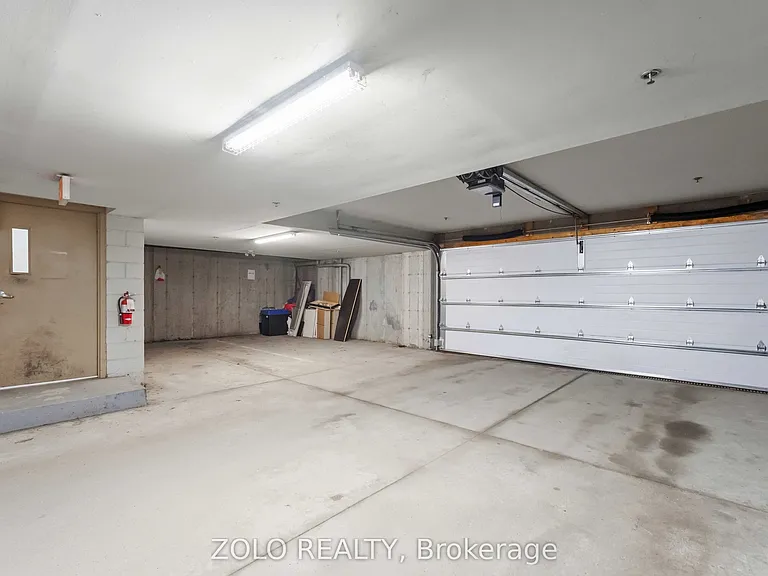 886 Golf Links Rd #304 — Photo 19