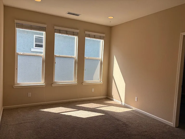 2051 Virginia Lake Way — Photo 11