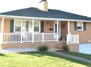 1315 Overlook Dr, Weirton, WV