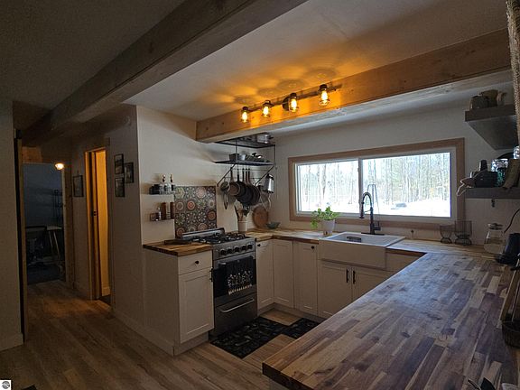 5th image of 4390 S 37th Rd