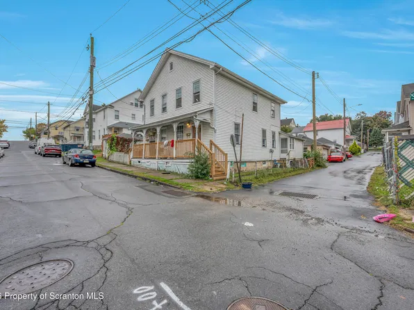 626 Swallow St, Kingston, PA 18704
