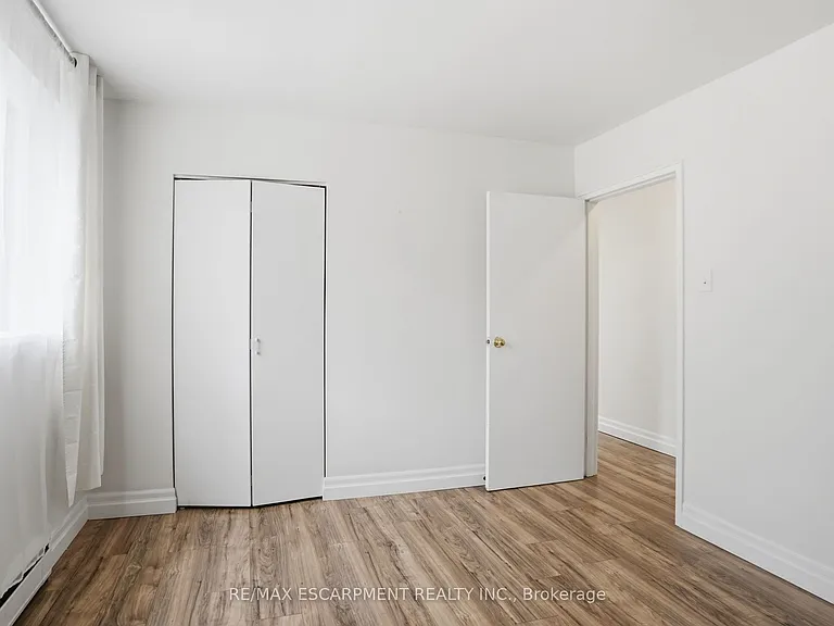 36 Ray St S #5 — Photo 14