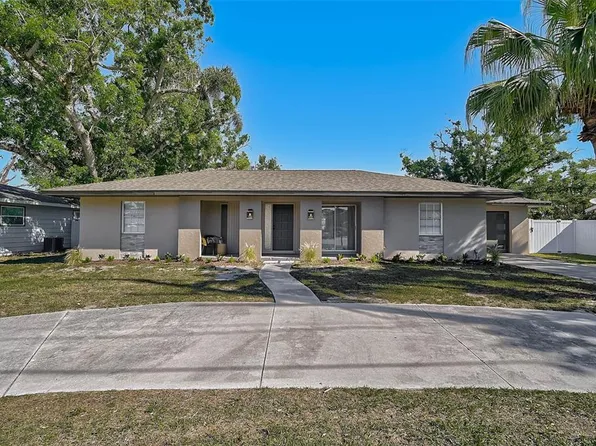 5445 Bahia Vista St, Sarasota, FL 34232