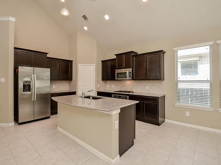 6418 Burgess Heights Ln — Photo 9