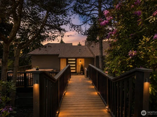 13441 64th Terrace NE, Kirkland, WA 98034