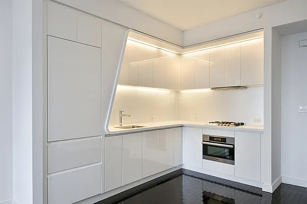 Sold by Corcoran | media 6