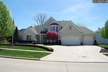 1st image of 15129 Old Oak Dr