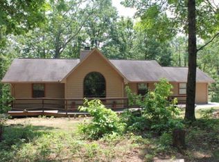 2443 Arrow Trl, Monterey, TN 38574