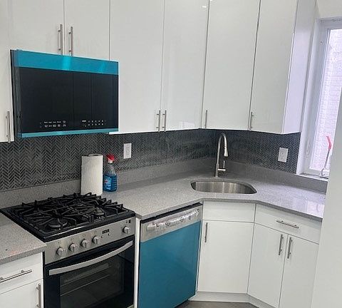3rd image of 4813 Avenue N Floor 2