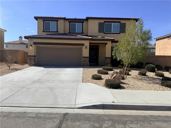 13886 Camino Cinco St, Victorville, CA 92392