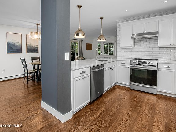 5th image of 2301 Crazy Horse Cir #2301