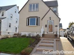 224 Locust St, Valley Stream, NY 11581