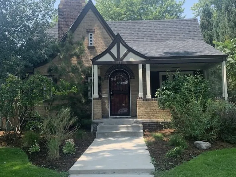 809 S York St — Photo 9