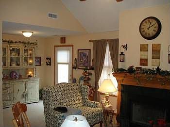 3rd image of 2712 Lankford Dr