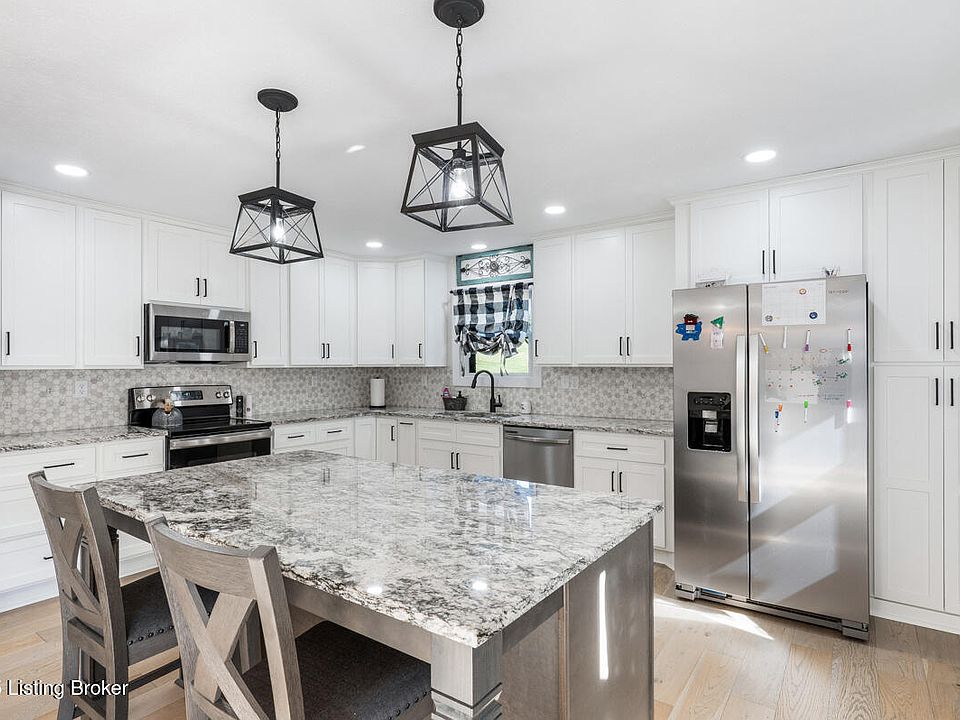 1st image of 1802 Wooldridge Ferry Rd