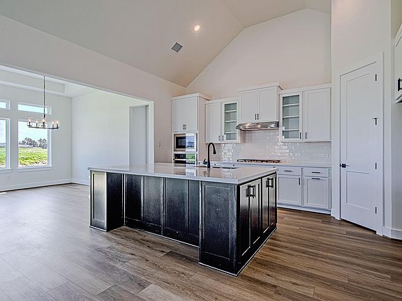 5th image of 157 Peninsula Point Dr