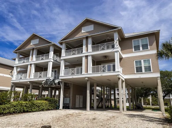 221 E 3rd Ave UNIT F103, Horseshoe Beach, FL 32648