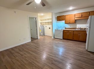 16707 Mooresville Rd #G, Athens, AL 35613