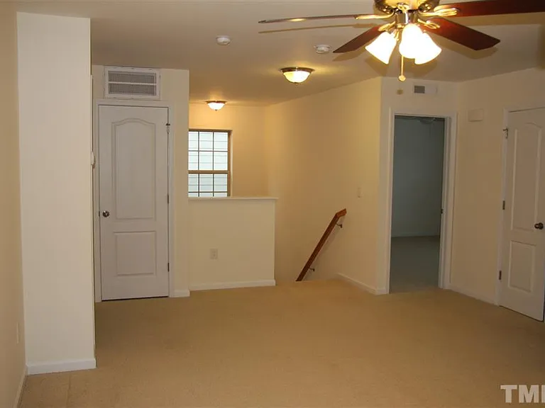 721 Sweet Laurel Ln — Photo 10