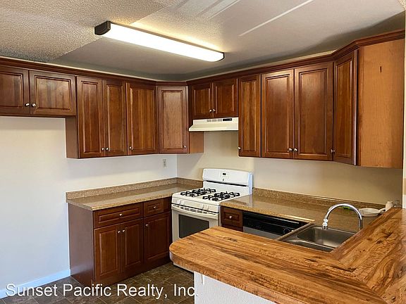 3rd image of 5821 Lauretta St #8-7-1