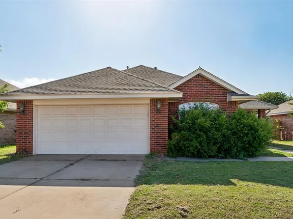17409 Gold Dr, Edmond, OK 73003