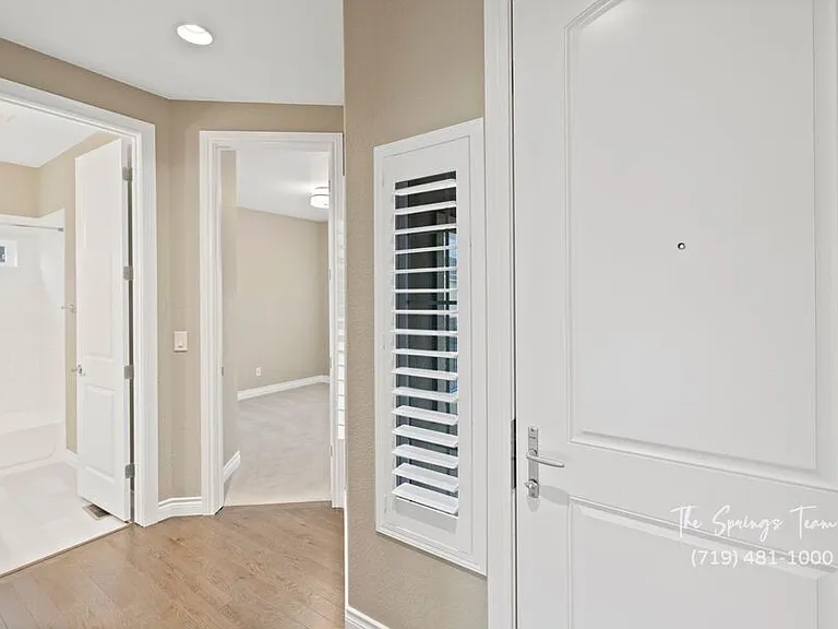 9547 Dewitt Dr — Photo 7