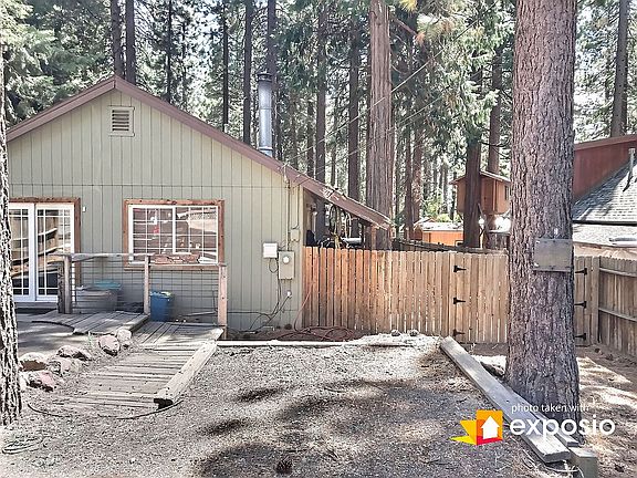 2nd image of 8632 Golden Ave