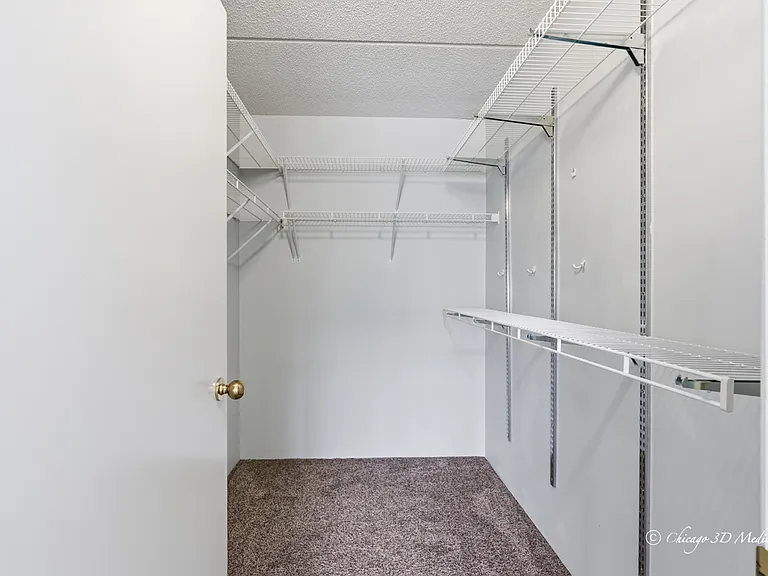 811 Chicago Ave #705 — Photo 15