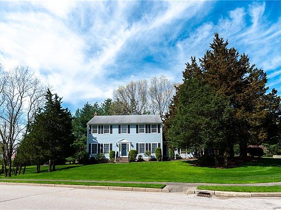 2nd image of 251 Larchwood Dr