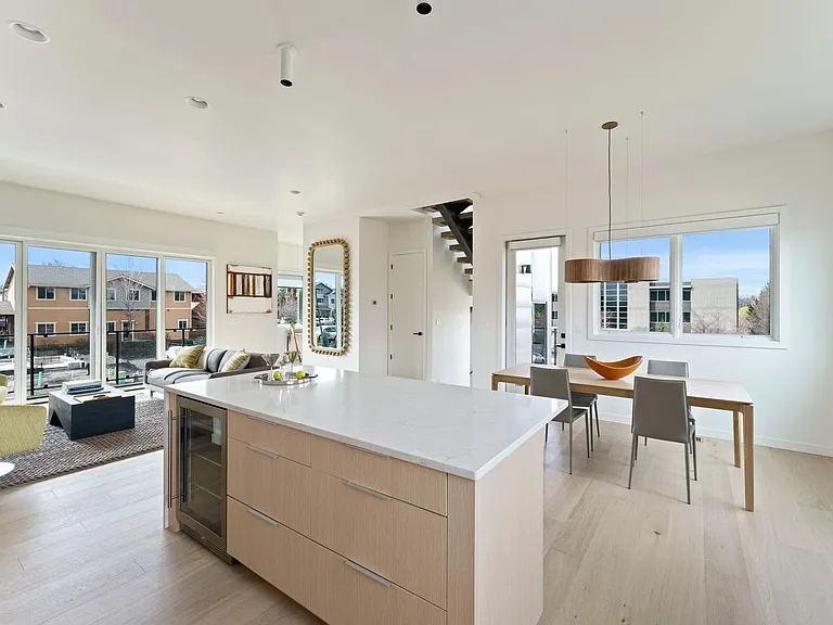 211 SW Log Ct — Photo 30