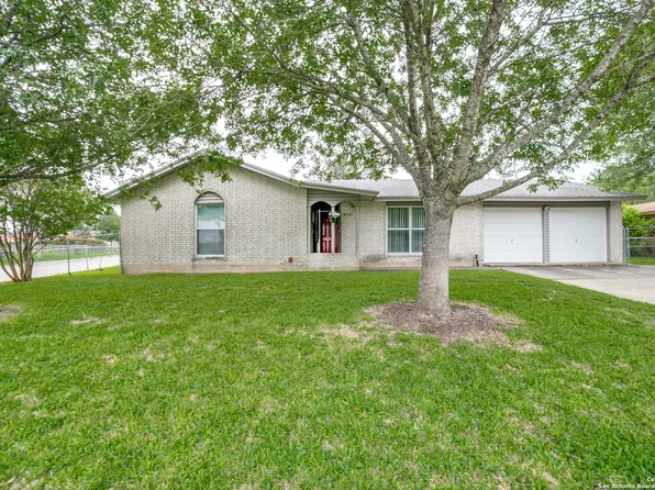 438 SOLAR DR, San Antonio, TX 78227