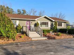 6903 Gass Lake Rd, Manitowoc, WI 54220