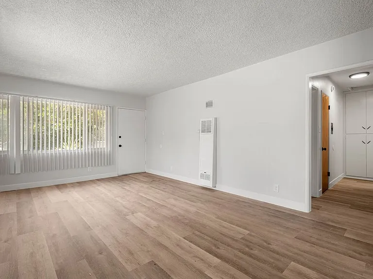 4501 Don Tomaso Dr — Photo 11